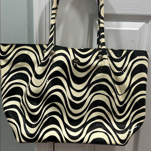 Handbags - Kate Spade Large Shoulder Bag